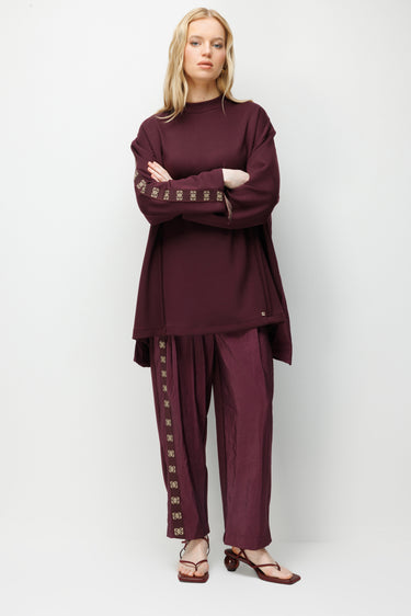 Ghisa  Şerit Detaylı Takım