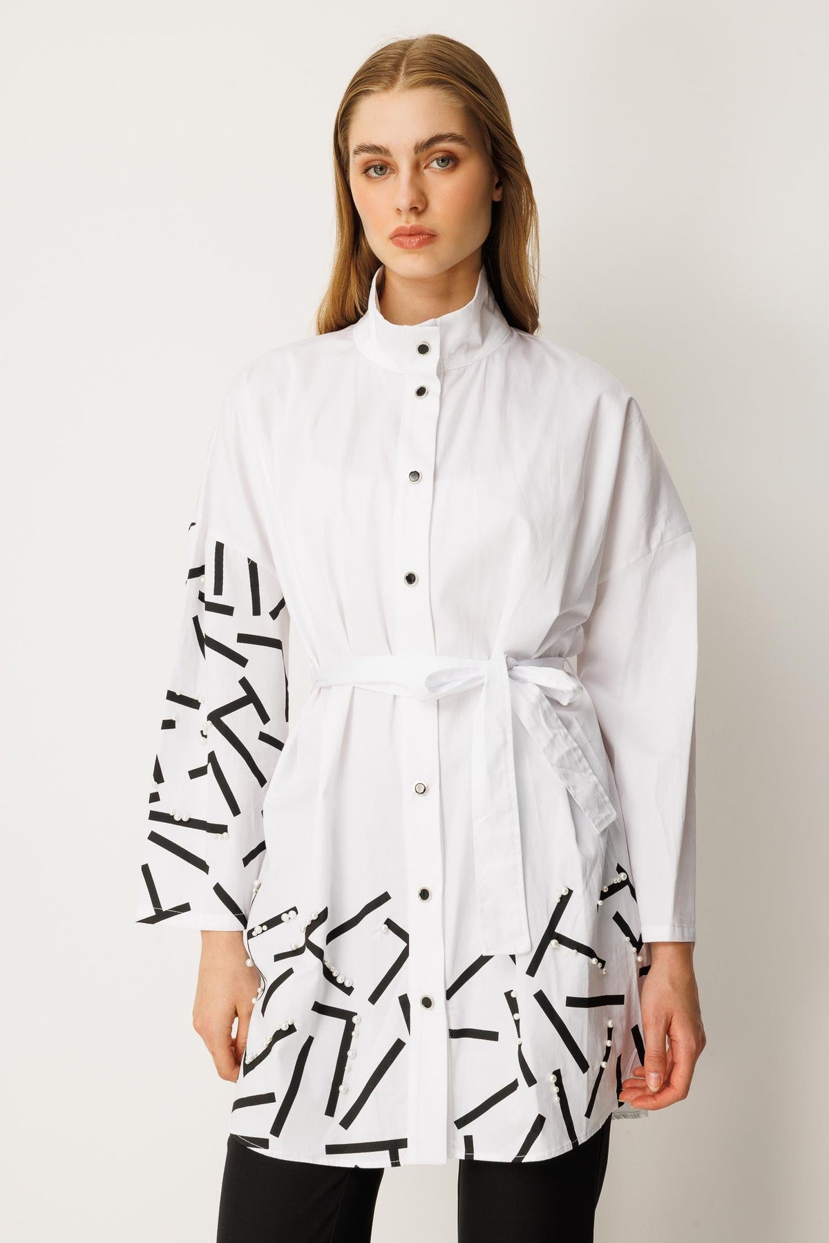 Ghisa Dik Yaka Tunik